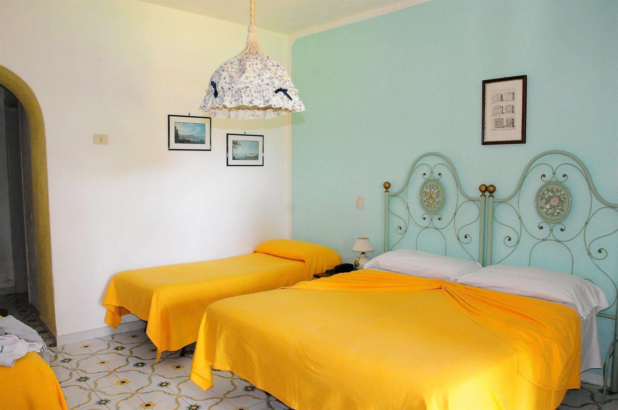 Hotel Belsole Forio  Exterior photo